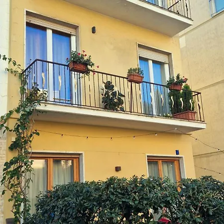 Summer Apartment *